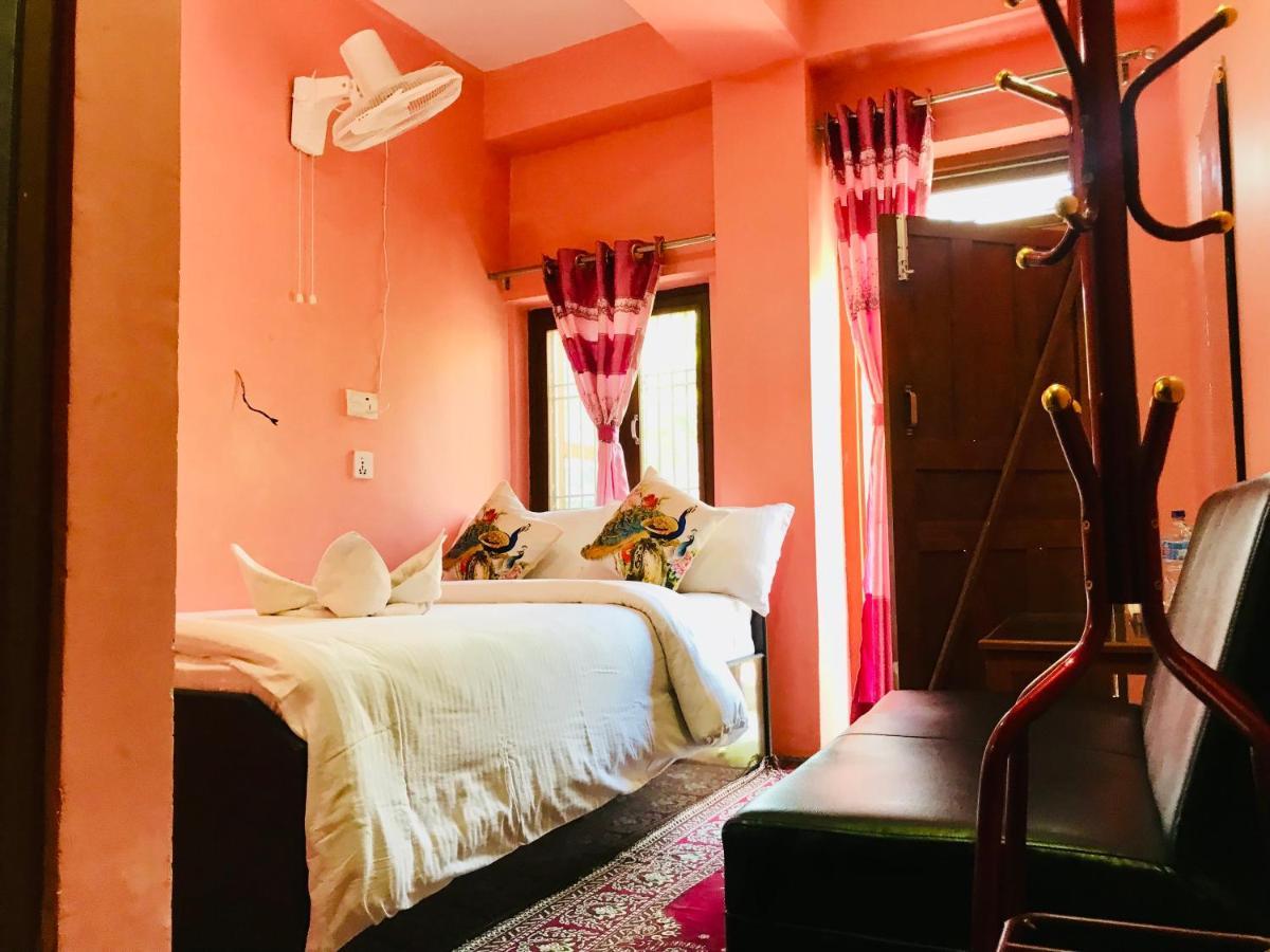 Shristi Hotel & Lodge Bandipur Dış mekan fotoğraf